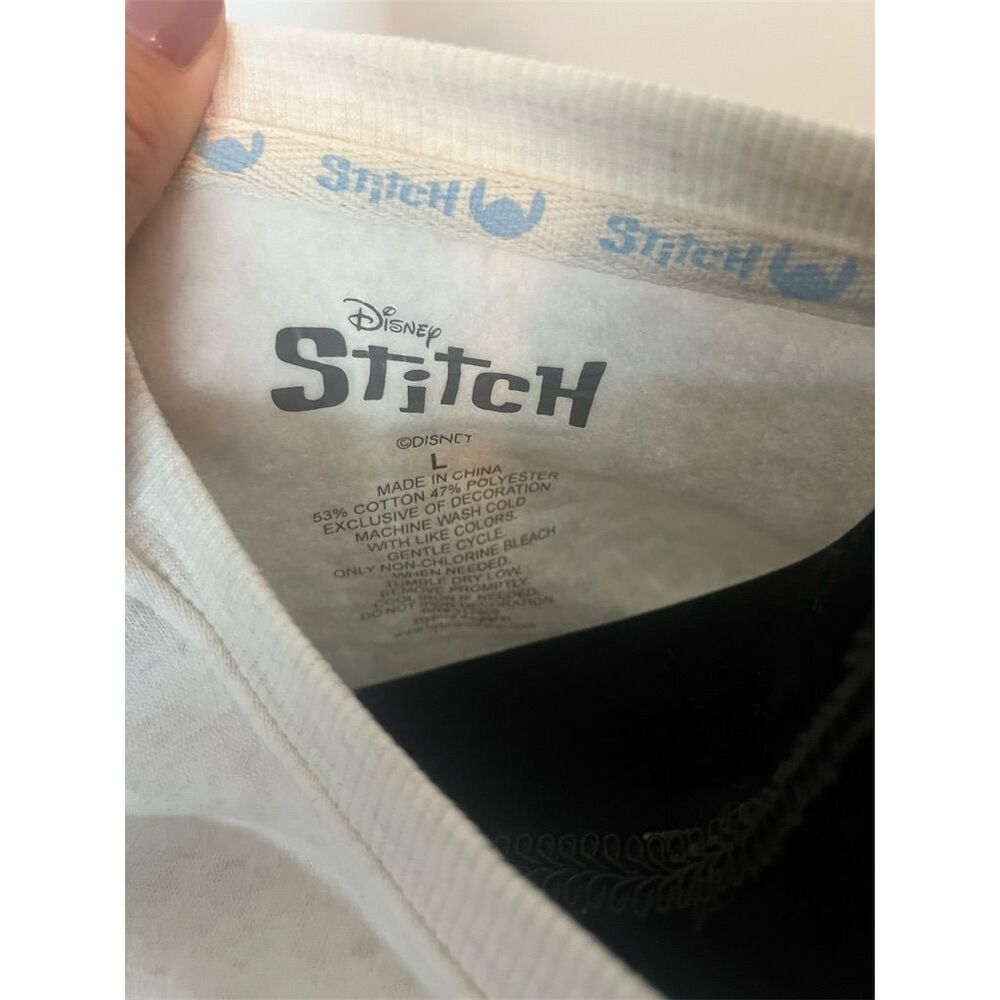 NWT Disney Women's Stitch Sledding Fleece Sweatshirt Size‎ L Multicolor - Picture 7 of 9